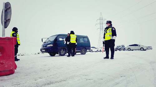 Зам тээврийн осол 54.4 хувиар буурчээ